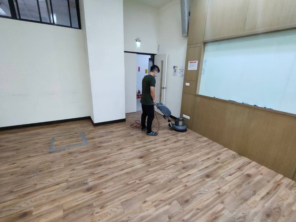 教室地板清洗